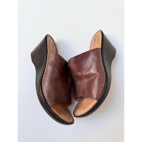 Born Hand Crafted Footwear Partial Leather Mini Wedges Women's 8M - Picture 5 of 10